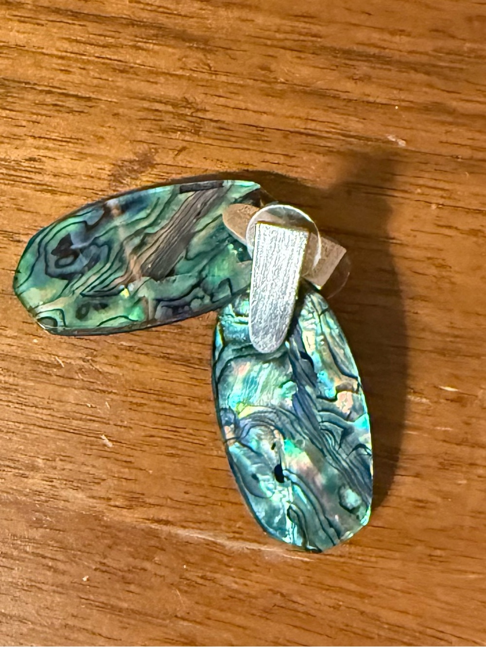 Kendra Scott Iridescent Abalone Hair Clips in Green and Blue